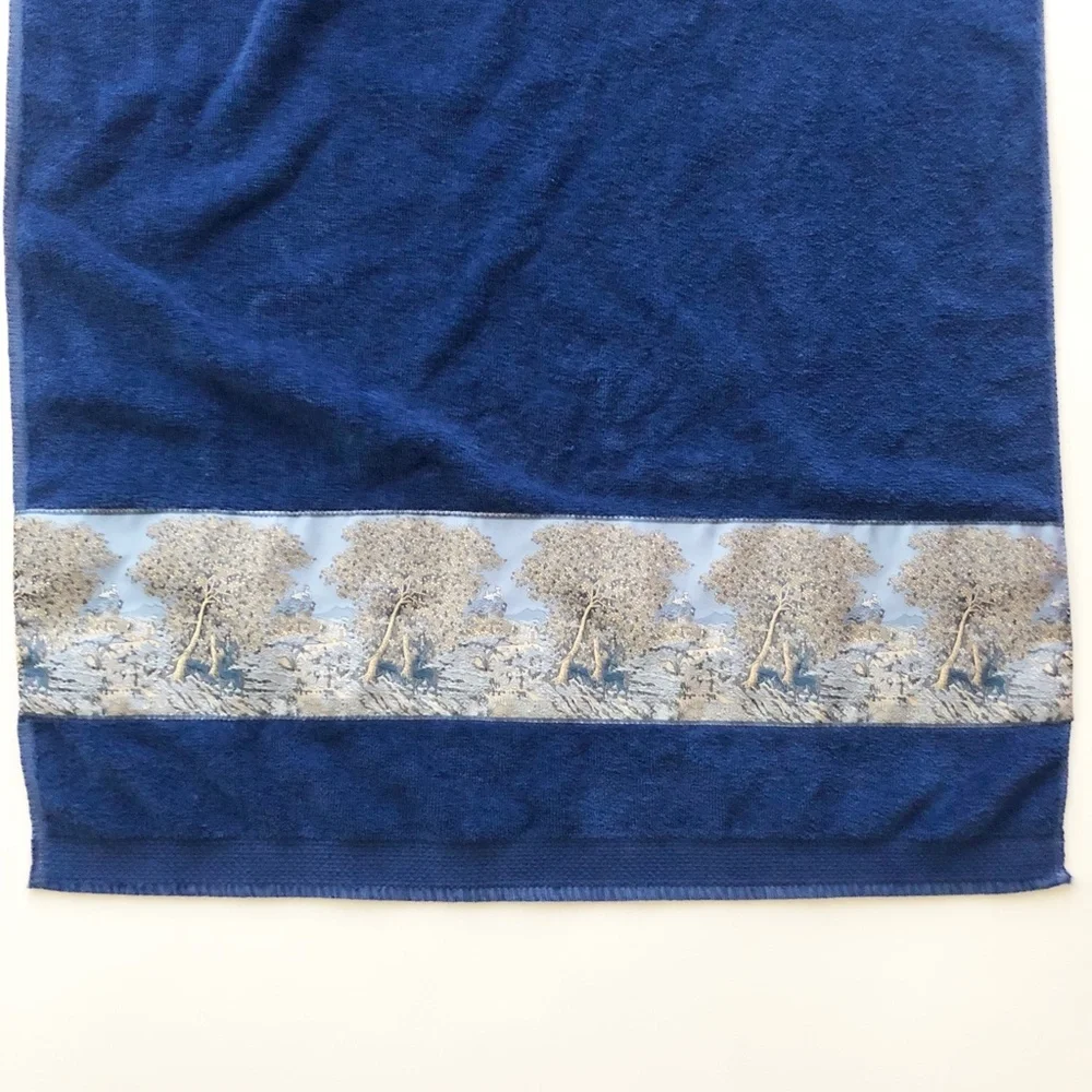 VTG Martex Zodiac 2 Bath Towels Blue w Damask Border Landscape Country Scene